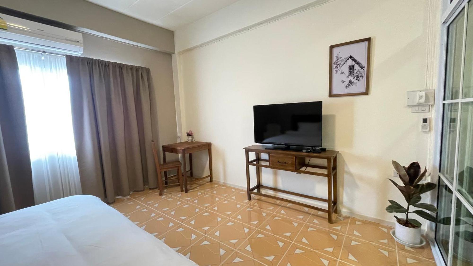 Aparthotel Ay'S House Chiang Mai Esterno foto