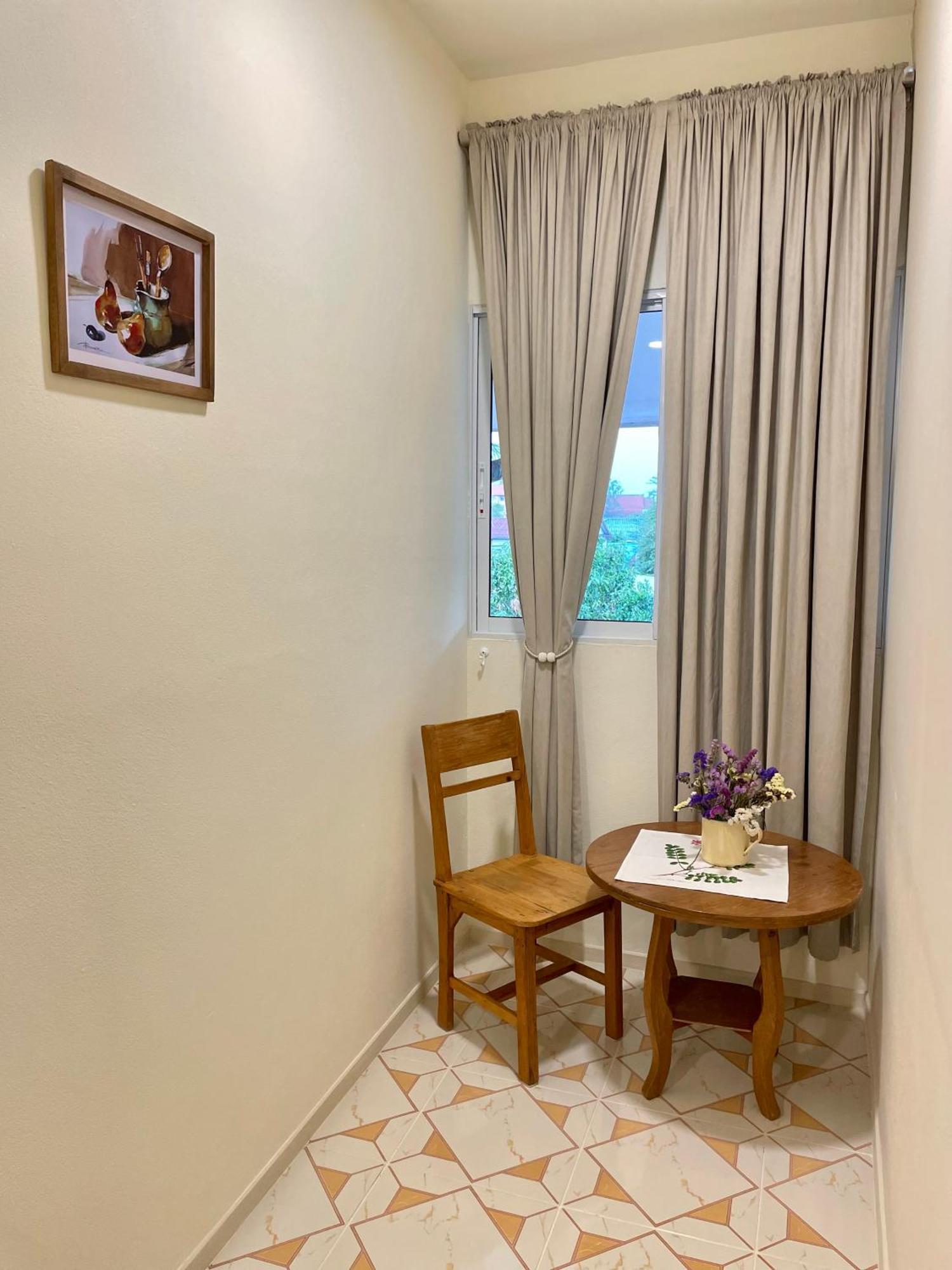 Aparthotel Ay'S House Chiang Mai Esterno foto
